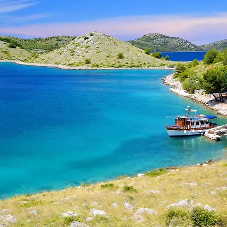 In Sv. Filip I Jakov 53596 דירה *