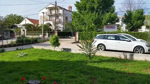 In Sv. Filip I Jakov 53596 Апартаменты