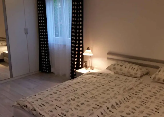 In Sv. Filip I Jakov 53596 Апартаменты